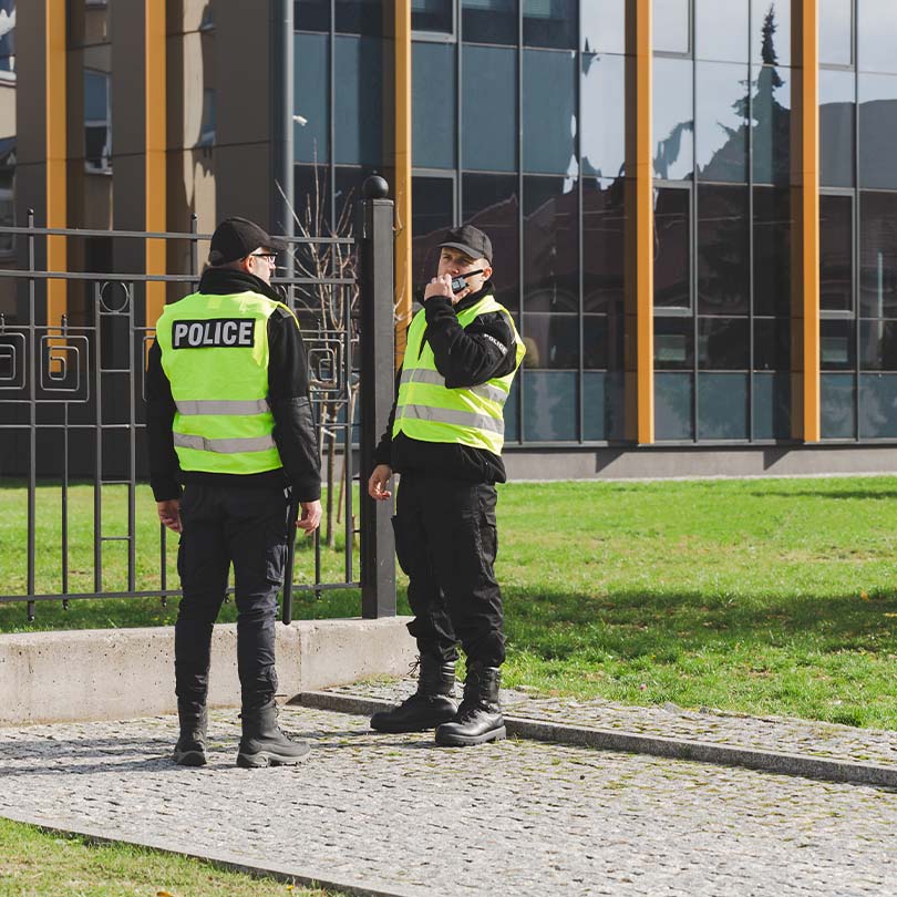 警察